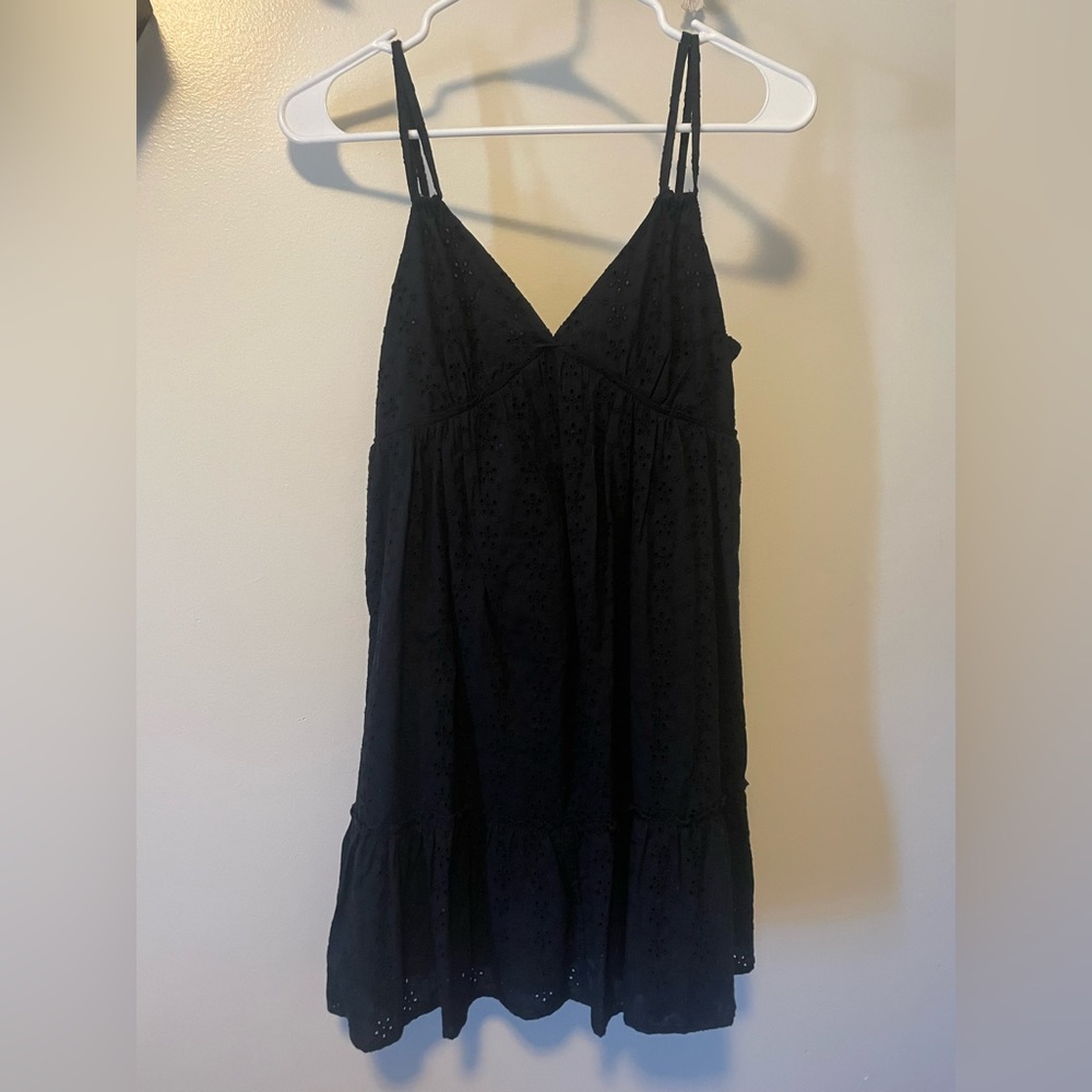 Super cute spring black dress